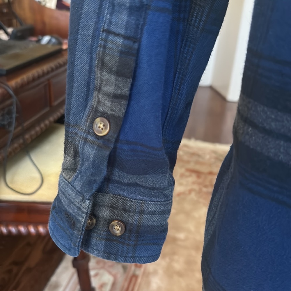Carhartt Original Fit Plaid Flannel Button Down Shirt Blue Size S - Picture 8 of 12
